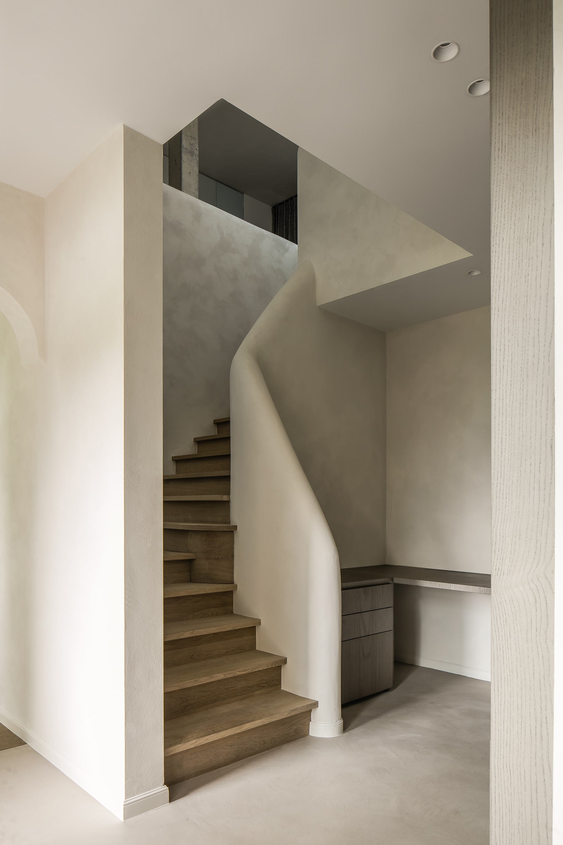 Oak One-Eight / Stair with Nosing